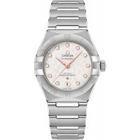 Réplique Montre Omega Constellation Manhattan Chronometer 29 mm avec cadran argenté et diamant en acier inoxydable pour femme 131.10.29.20.52.001