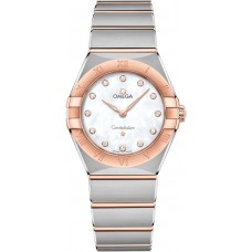 Réplique Montre pour femme Omega Constellation Manhattan Quartz 28 mm Cadran en nacre Diamant Or rose et acier inoxydable 131.20.28.60.55.001