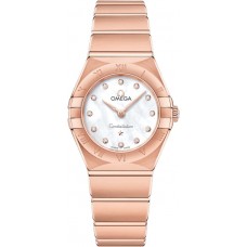 Réplique Montre Omega Constellation Manhattan Quartz 25 mm avec cadran en nacre et diamant en or rose pour femme 131.50.25.60.55.001