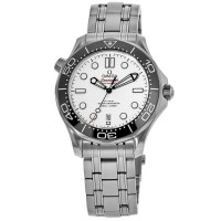 Réplique Montre Omega Seamaster Diver 300 M avec cadran blanc et bracelet en acier pour homme 210.30.42.20.04.001