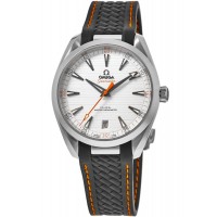 Réplique Montre pour homme Omega Seamaster Aqua Terra 150 m Master Co-Axial avec cadran argenté et bracelet en caoutchouc 220.12.41.21.02.002