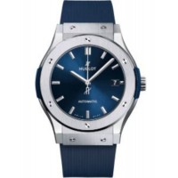 Réplique Montre pour homme Hublot Classic Fusion avec cadran bleu et bracelet en caoutchouc 511.NX.7170.RX