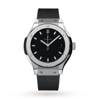 Réplique Montre pour femme Hublot Classic Fusion avec boîtier en titane de 33 mm et bracelet en caoutchouc 581.NX.1470.RX