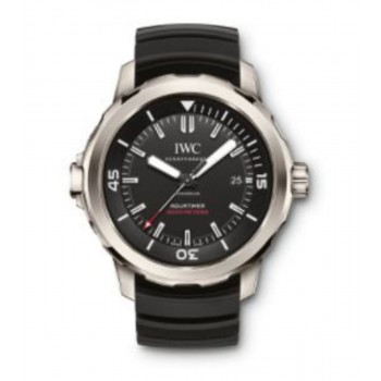 Réplique Montre IWC Aquatimer automatique avec cadran noir et bracelet en caoutchouc pour homme IW329101