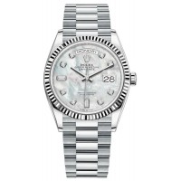 Réplique Montre pour femme Rolex Day-Date en platine avec cadran en nacre et diamant M128236-0002