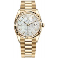 Réplique Montre Rolex Day-Date en or jaune avec cadran en nacre et diamant pour femme M128238-0011