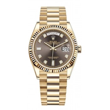 Réplique Montre Rolex Day-Date en or jaune avec cadran diamant gris foncé pour femme M128238-0022