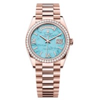 Réplique Montre pour femme Rolex Day-Date en or rose et turquoise sertie de diamants, cadran romain et lunette en diamants M128345RBR-0064