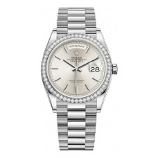 Réplique Montre Rolex Day-Date en or blanc et cadran argenté pour femme avec lunette en diamant M128349RBR-0001