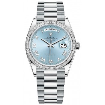 Réplique Montre Rolex Day-Date Platinum avec cadran bleu glacé et lunette en diamant pour femme M128396TBR-0002