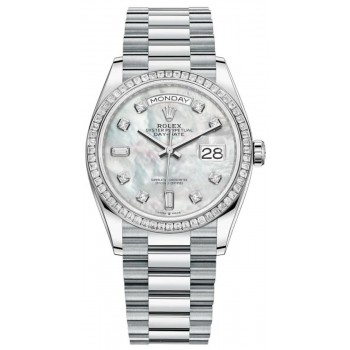 Réplique Montre pour femme Rolex Day-Date en platine avec cadran en nacre et diamant et lunette en diamant M128396TBR-0005