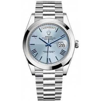 Réplique Montre Rolex Day-Date 40 pour homme en platine avec cadran bleu glace M228206-0001