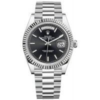 Réplique Montre Rolex Day-Date 40 pour homme avec cadran noir platine M228236-0003