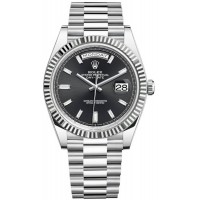 Réplique Montre pour homme Rolex Day-Date 40 platine avec cadran noir et diamant M228236-0004