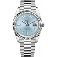 Réplique Montre pour homme Rolex Day-Date 40 platine avec cadran diamant bleu glace M228236-0006