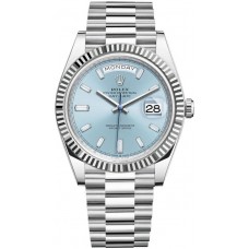 Réplique Montre pour homme Rolex Day-Date 40 platine avec cadran diamant bleu glace M228236-0006