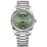 Réplique Montre pour homme Rolex Day-Date 40 platine avec cadran vert olive M228236-0008