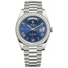 Réplique Montre pour homme Rolex Day-Date 40 en or blanc 18 carats avec cadran bleu et lunette en diamant M228349RBR-0005