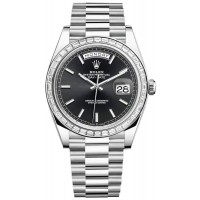 Réplique Montre pour homme Rolex Day-Date 40 avec cadran noir platine et lunette en diamant M228396TBR-0024