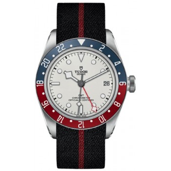 Réplique Montre pour homme Tudor Black Bay GMT avec cadran opalin en tissu M79830RB-0012