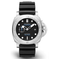 Réplique Montre pour homme Panerai Submersible QuarantaQuattro avec cadran noir et bracelet en caoutchouc PAM01229