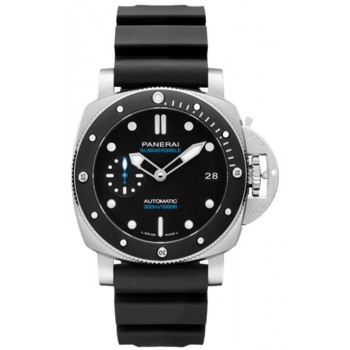 Réplique Montre Panerai Submersible pour homme avec cadran noir et bracelet en caoutchouc PAM02683