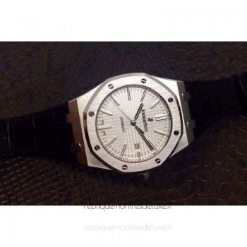 Réplique Montre Audemars Piguet Royal Oak 15400 Acier inoxydable Blanc Dial