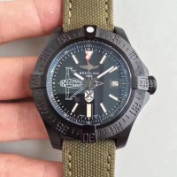 Réplique Breitling Avenger II Seawolf Boelcke M173316Y/BE72 Cadran Noir PVD