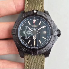 Réplique Breitling Avenger II Seawolf Boelcke M173316Y/BE72 Cadran Noir PVD