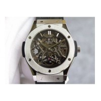 Réplique Hublot Classic Fusion Prototype Rose Gold Black Skeleton Dial Swiss Skeleton