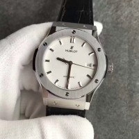 Réplique Hublot Classic Fusion Titanium Opalin 511.NX.2611.LR Titanium White Dial