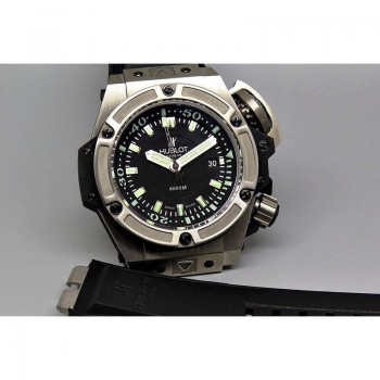 Réplique Hublot King Power Oceanographic 4000 Titanium Black Dial