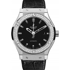 Réplique Hublot Classic Fusion Titane Diamants 42mm 542.NX.1170.LR.1104