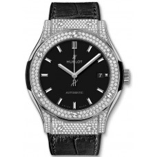 Réplique Hublot Classic Fusion Pavé Titane 42mm 542.NX.1171.LR.1704