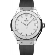 Réplique Hublot Classic Fusion Titane Opalin 33mm 582.NX.2610.RX