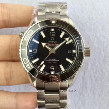 Réplique Omega Seamaster Planet Ocean 600M 232.30.44.22.01.001 43.5MM Acier inoxydable Noir Dial 