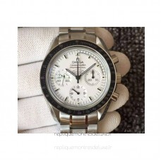 Réplique Omega Speedmaster Moonwatch Anniversaire argent Snoopy Acier inoxydable Blanc Dial 