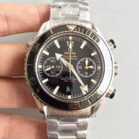 Réplique Omega Seamaster Planet Ocean 600M Chronographe 232.30.46.51.01.001 Acier inoxydable Noir Dial 